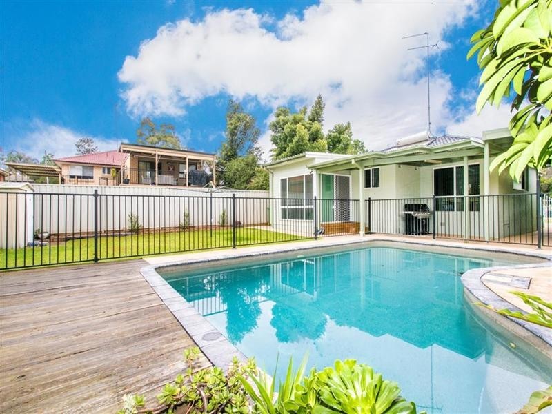 13 Lyn Circuit, Jamisontown NSW 2750