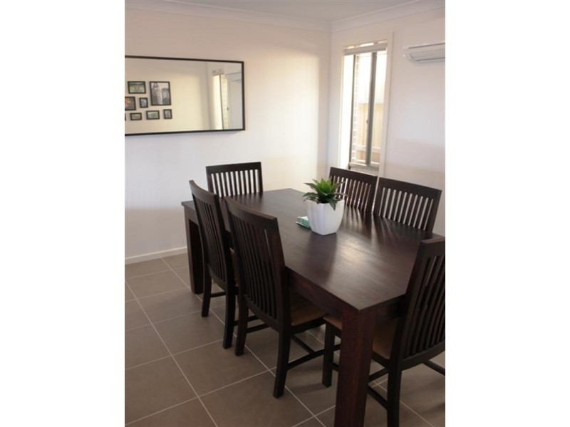 21 Ewan James Drive, Glenmore Park NSW 2745