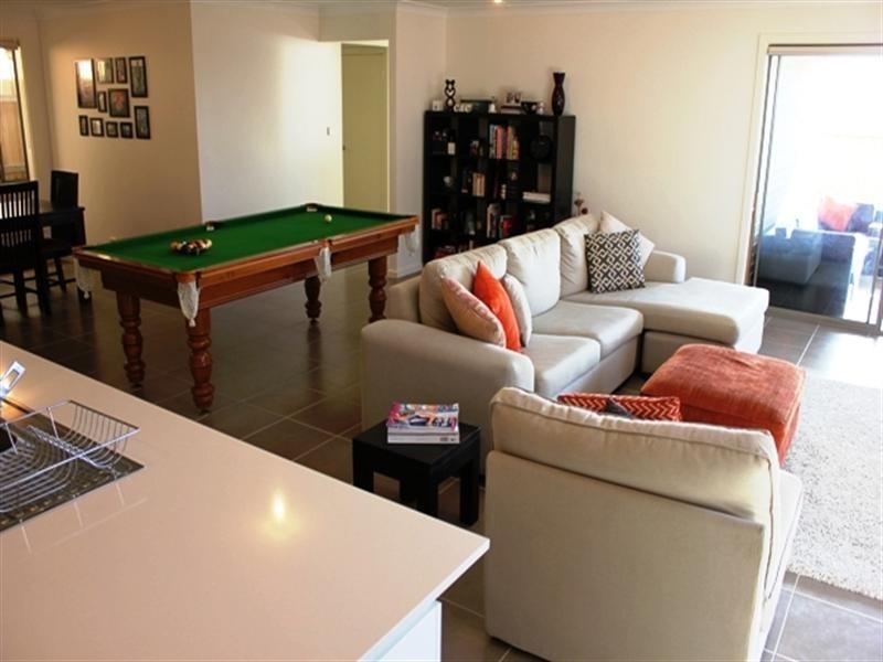 21 Ewan James Drive, Glenmore Park NSW 2745