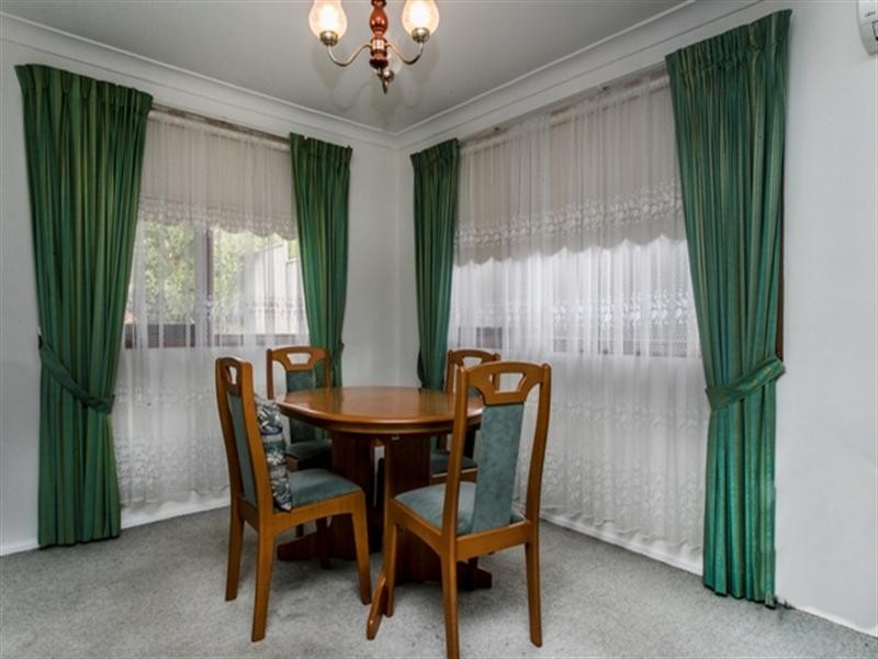 14 Mowla Avenue, Jamisontown NSW 2750