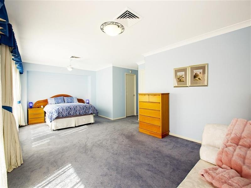 31 Birkdale Circuit, Glenmore Park NSW 2745