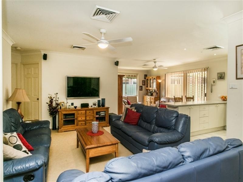 13 Surveyors Creek Road, Glenmore Park NSW 2745