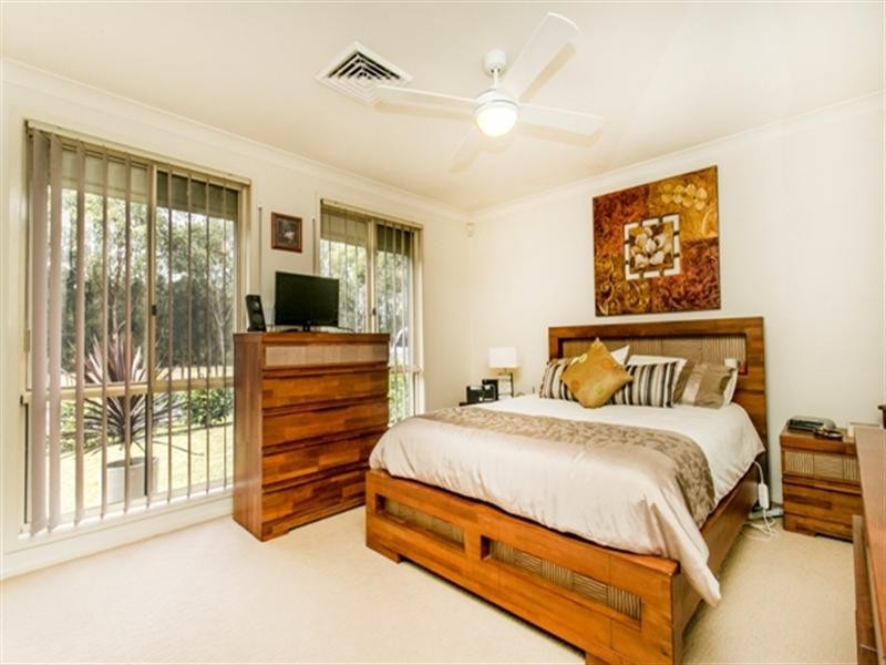 13 Surveyors Creek Road, Glenmore Park NSW 2745