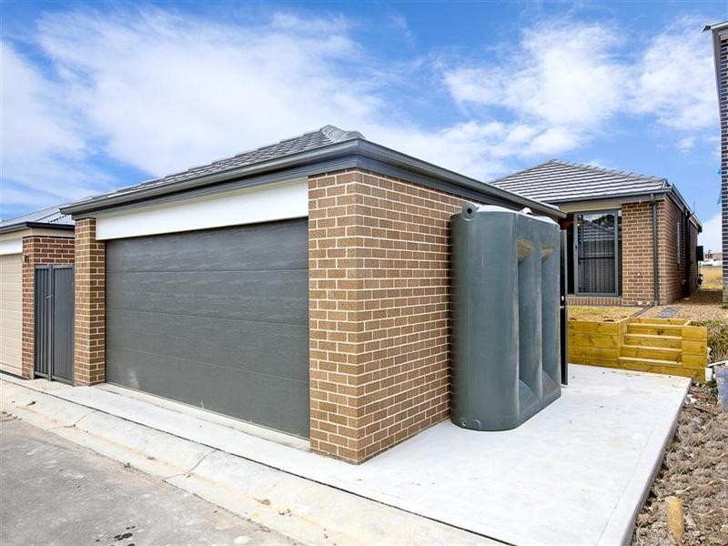 105 Glenmore Ridge Drive, Glenmore Park NSW 2745