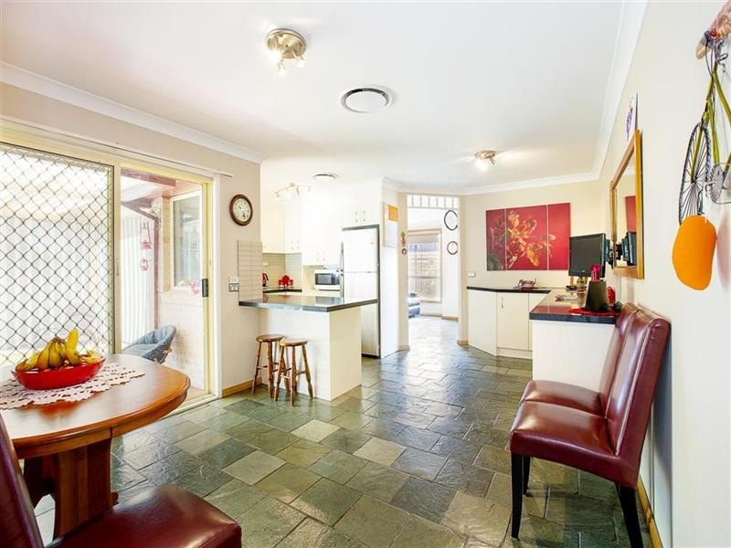 27 Jillak Close, Glenmore Park NSW 2745