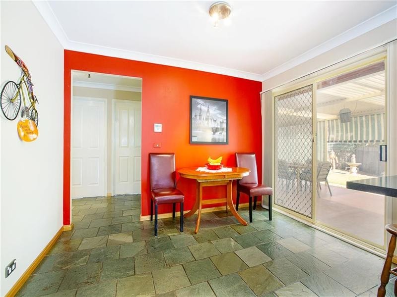 27 Jillak Close, Glenmore Park NSW 2745