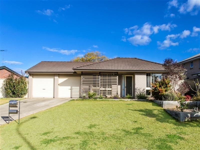 36 Kenneth Slessor Drive, Glenmore Park NSW 2745
