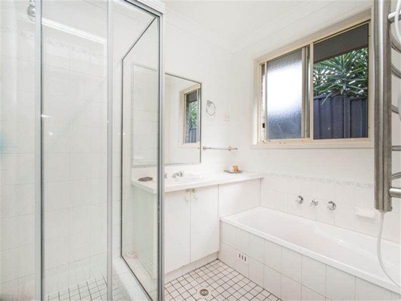 36 Kenneth Slessor Drive, Glenmore Park NSW 2745