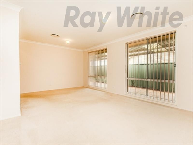 21 Yuroka Street, Glenmore Park NSW 2745