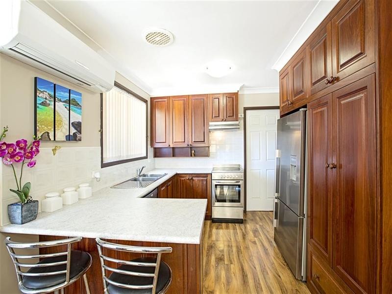 28 Wembley Avenue, Cambridge Park NSW 2747