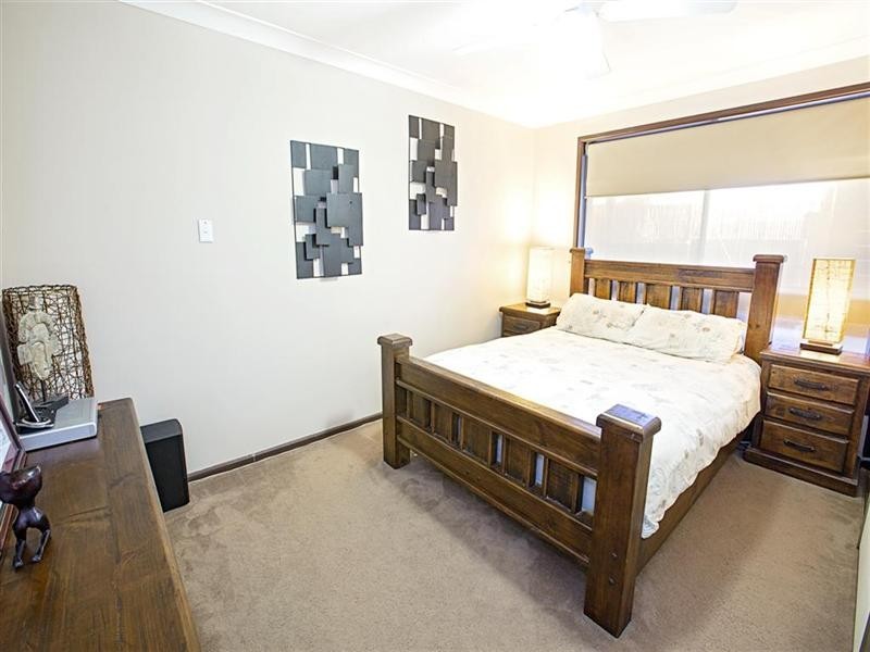 28 Wembley Avenue, Cambridge Park NSW 2747