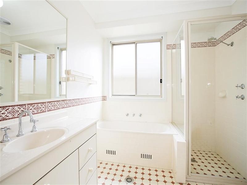 4 Berril Place, Glenmore Park NSW 2745