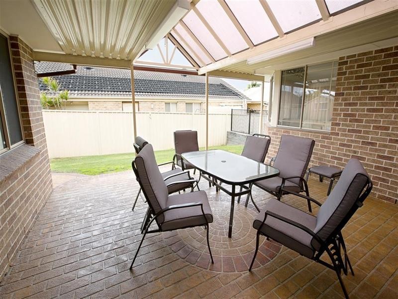 4 Berril Place, Glenmore Park NSW 2745