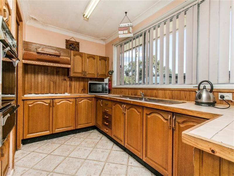 35 Herbert Street, Cambridge Park NSW 2747