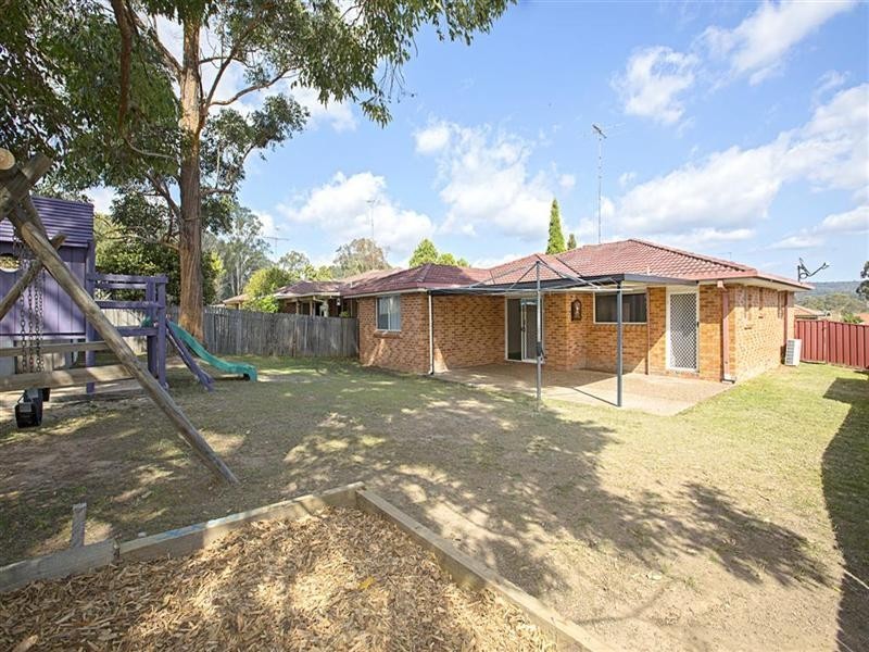 8 William Howell Drive, Glenmore Park NSW 2745