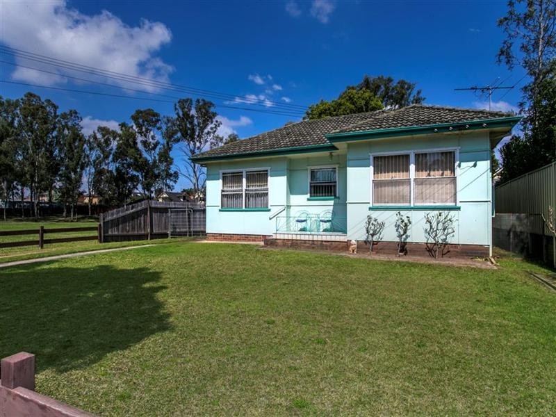 24 Stafford Street, Kingswood NSW 2747