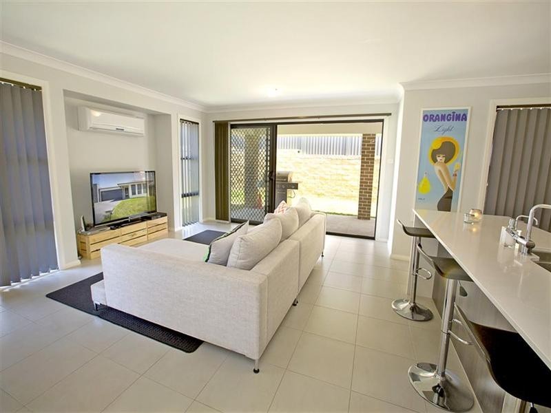 53 Binyang Avenue, Glenmore Park NSW 2745