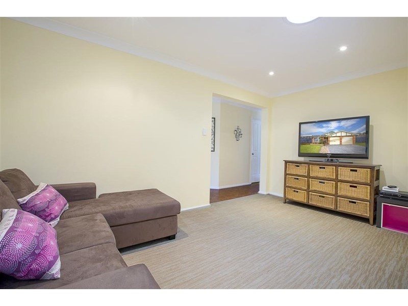 38 Dillwynia Drive, Glenmore Park NSW 2745