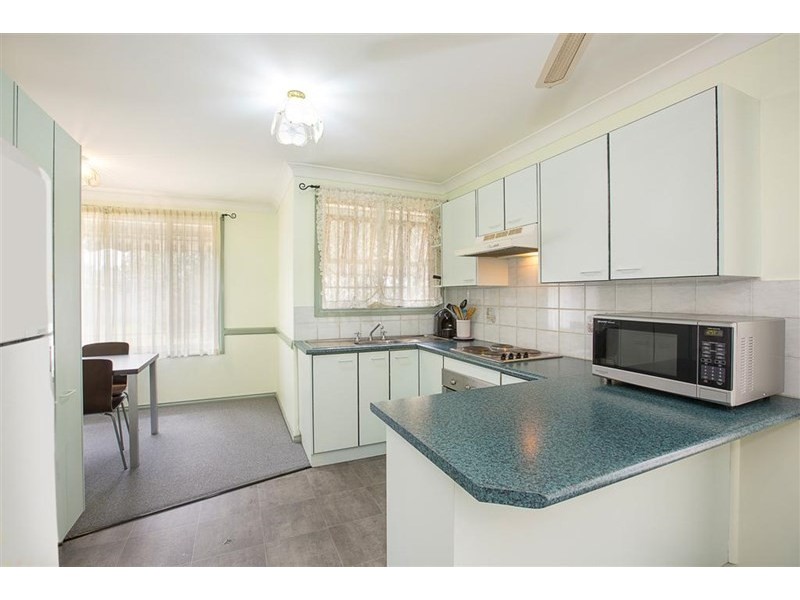 10 Oriole Street, Glenmore Park NSW 2745