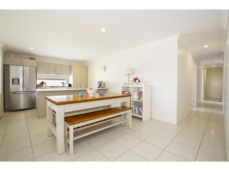 10 Glenmore Ridge Drive, Glenmore Park NSW 2745