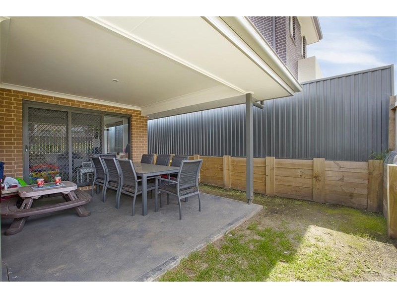 10 Glenmore Ridge Drive, Glenmore Park NSW 2745