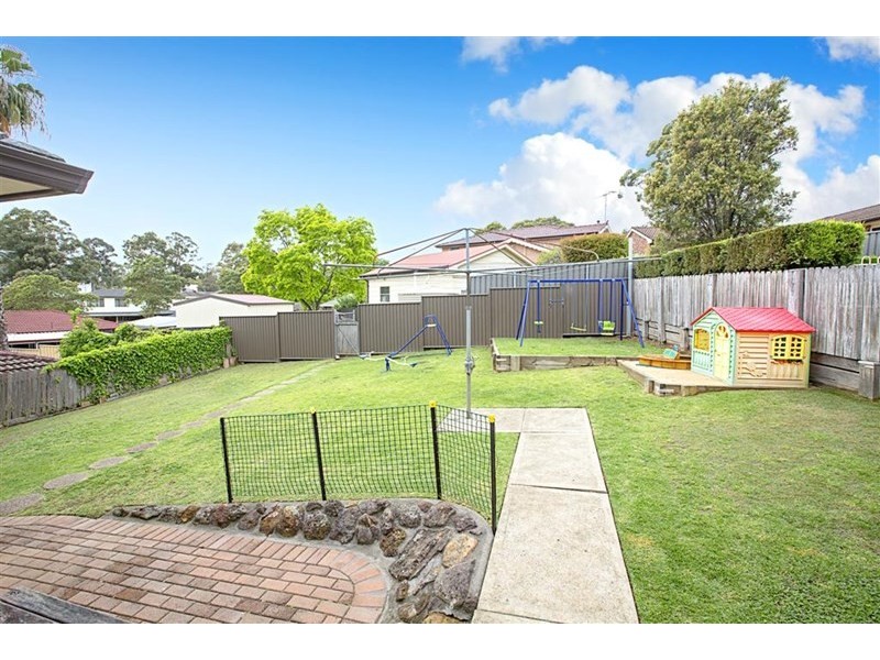 6 Brockamin Drive, South Penrith NSW 2750