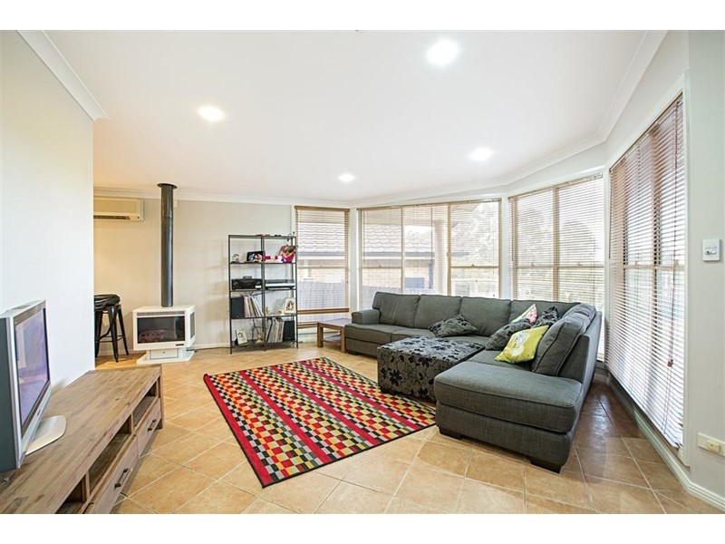 35 Geranium Close, Glenmore Park NSW 2745