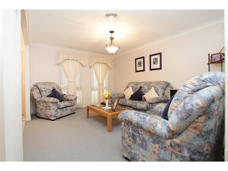 12 Monteray Terrace, Glenmore Park NSW 2745