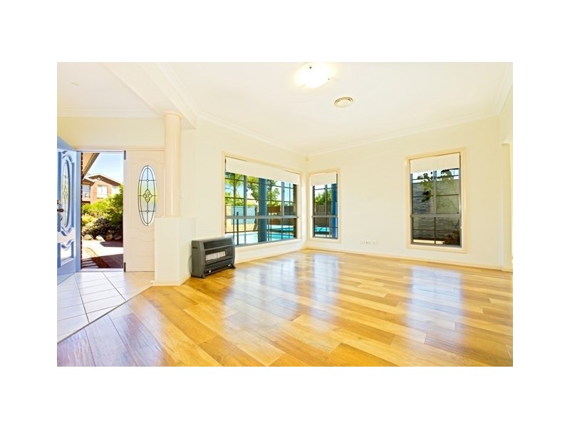 15 Brigadoon Avenue, Glenmore Park NSW 2745