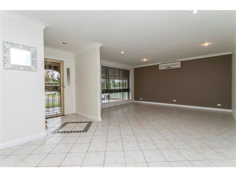 4 Corndew Crescent, Werrington Downs NSW 2747