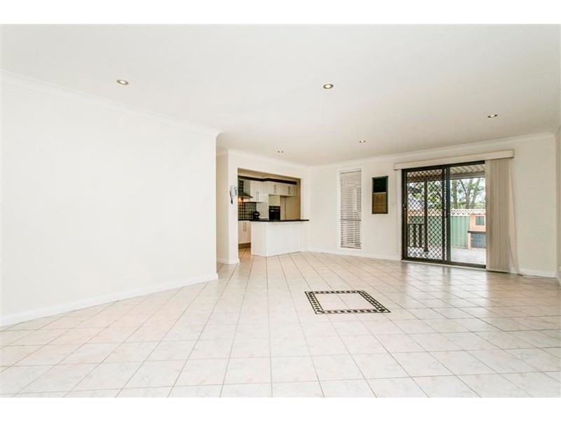 4 Corndew Crescent, Werrington Downs NSW 2747