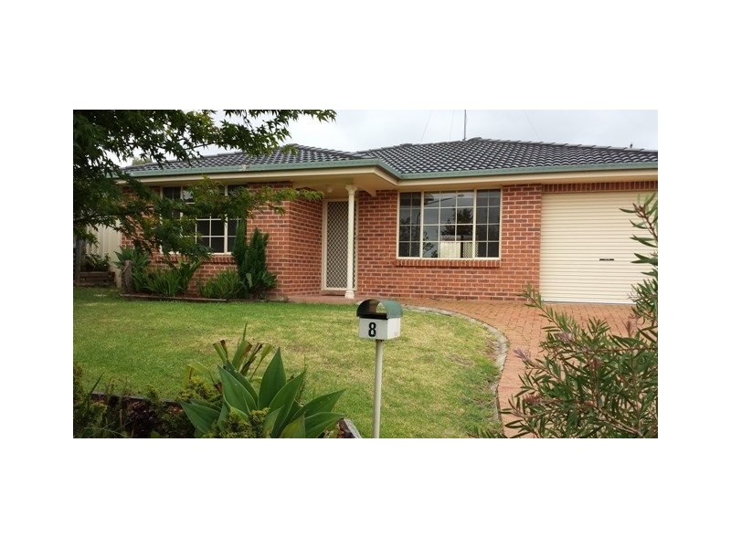 8 Punka Place, Glenmore Park NSW 2745
