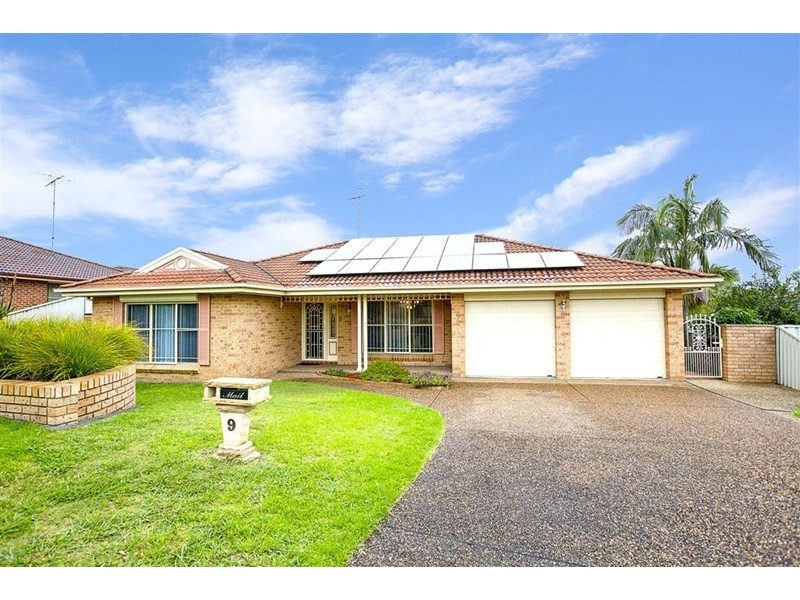 9 Kylie Tennant Close, Glenmore Park NSW 2745