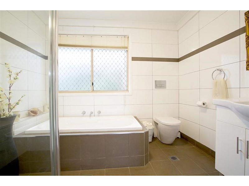 1 Sheoak Place, Glenmore Park NSW 2745