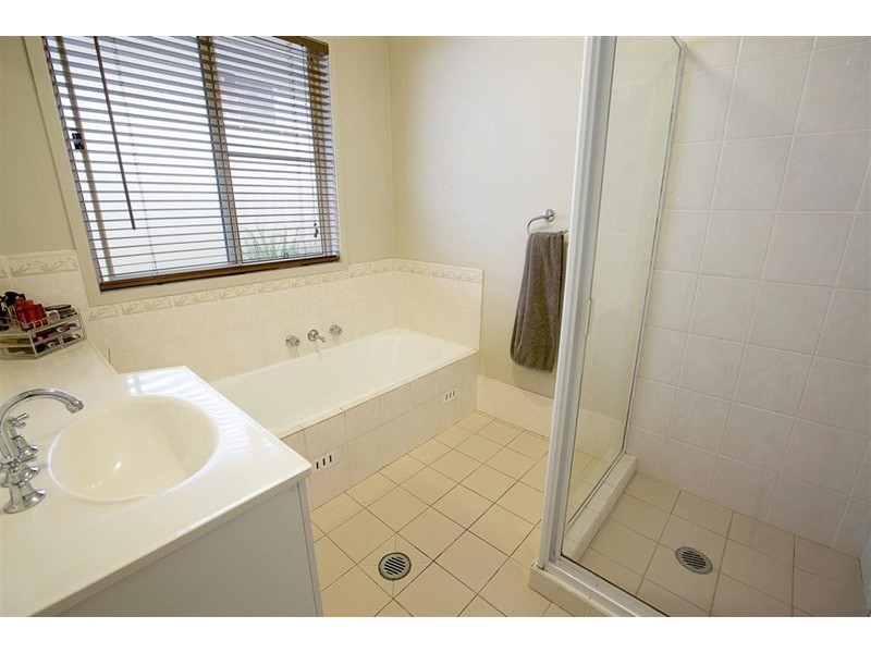 25 Sorenson Crescent, Glenmore Park NSW 2745