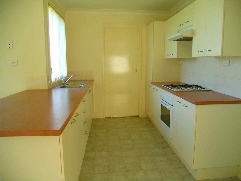 5 Kukundi Drive, Glenmore Park NSW 2745