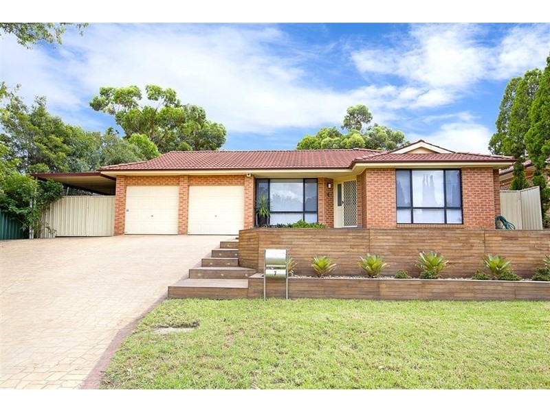 7 Jarra Crescent, Glenmore Park NSW 2745