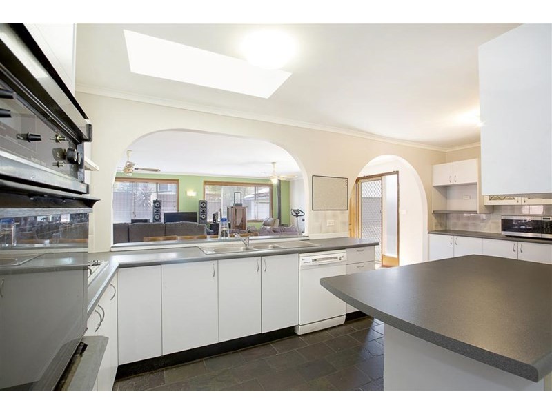 2 Mahogany Close, Cranebrook NSW 2749