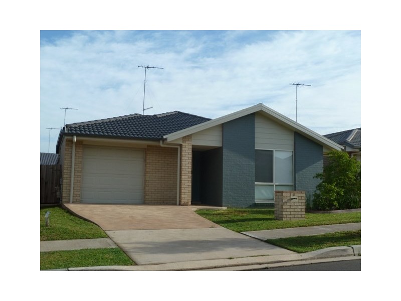3 Blue View Terrace, Glenmore Park NSW 2745