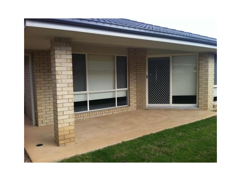 3 Blue View Terrace, Glenmore Park NSW 2745