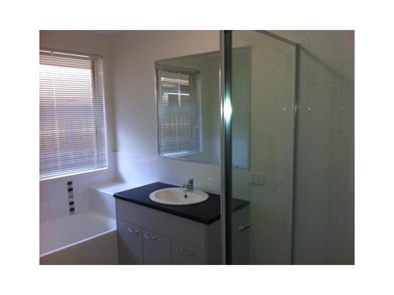 3 Blue View Terrace, Glenmore Park NSW 2745