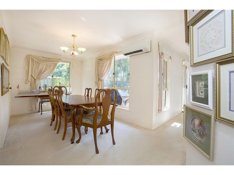 33 Sunningdale Drive, Glenmore Park NSW 2745