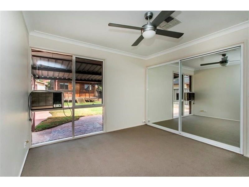 81 Warburton Crescent, Werrington County NSW 2747