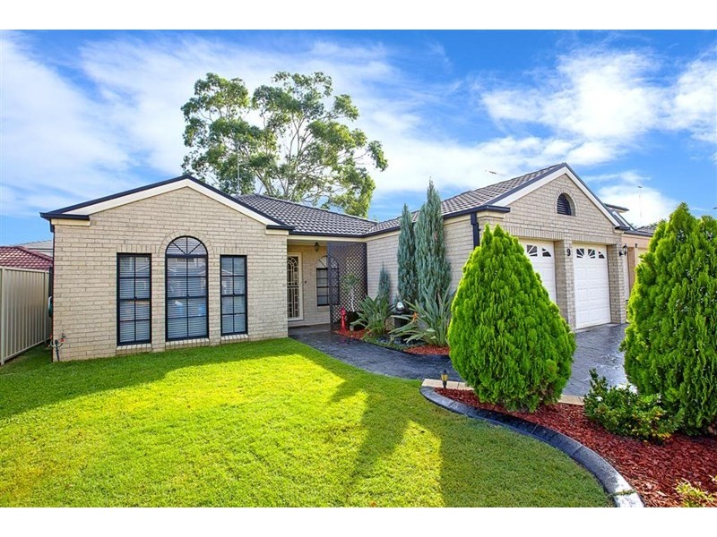 9 Dara Crescent, Glenmore Park NSW 2745