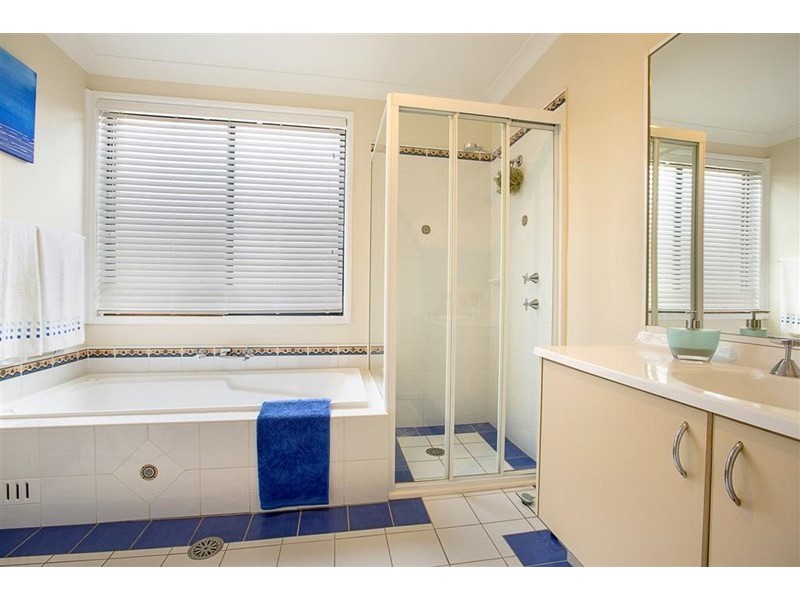 9 Dara Crescent, Glenmore Park NSW 2745