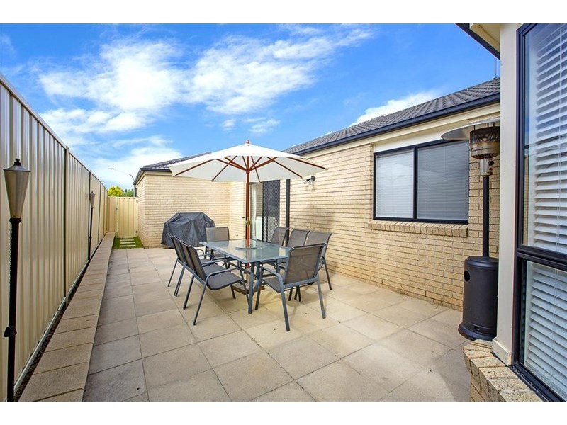 9 Dara Crescent, Glenmore Park NSW 2745