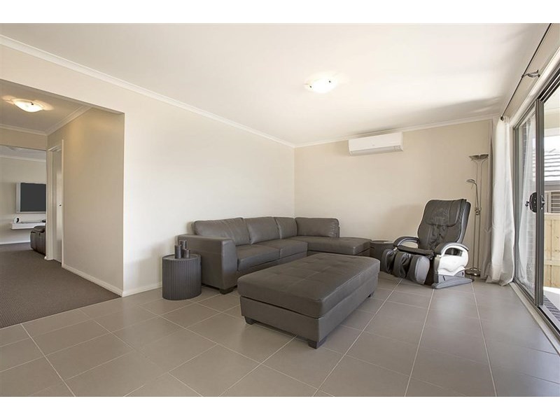 12 Yerrang Avenue, Glenmore Park NSW 2745