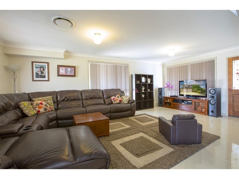 26 Coco Drive, Glenmore Park NSW 2745
