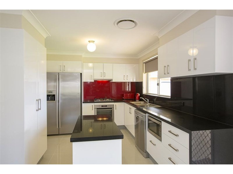 26 Coco Drive, Glenmore Park NSW 2745