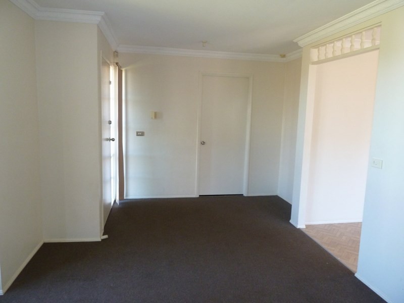 25 Pardalote Place, Glenmore Park NSW 2745